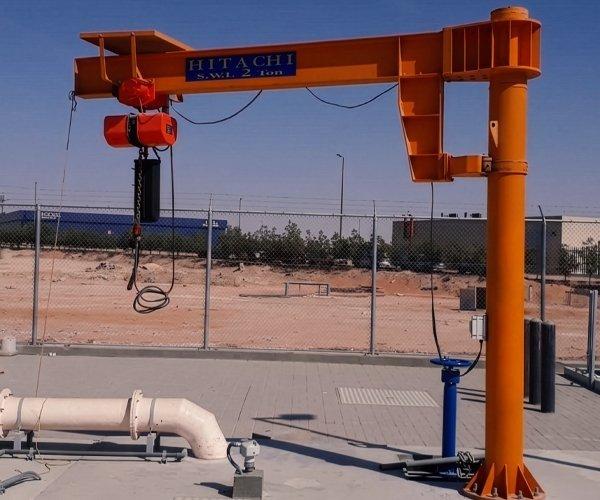 Pivot cranes