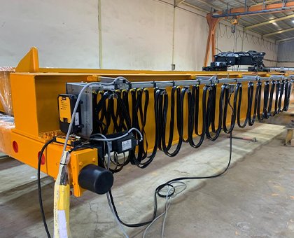 Supply and Installation Services for Lifting Cranes in Riyadh